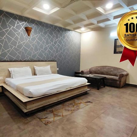 Hotel Blue Bell - Karol Bagh New Delhi Екстер'єр фото