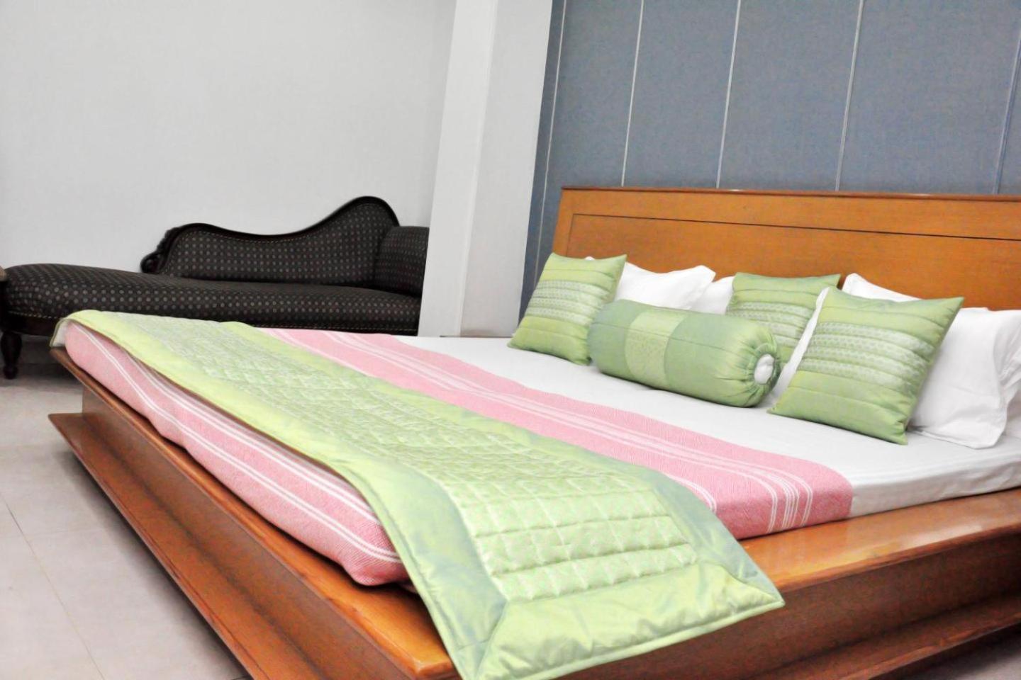 Hotel Blue Bell - Karol Bagh New Delhi Екстер'єр фото