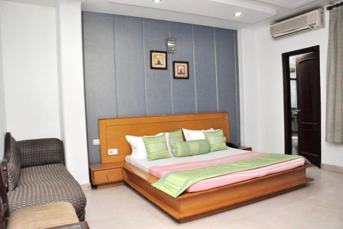 Hotel Blue Bell - Karol Bagh New Delhi Екстер'єр фото