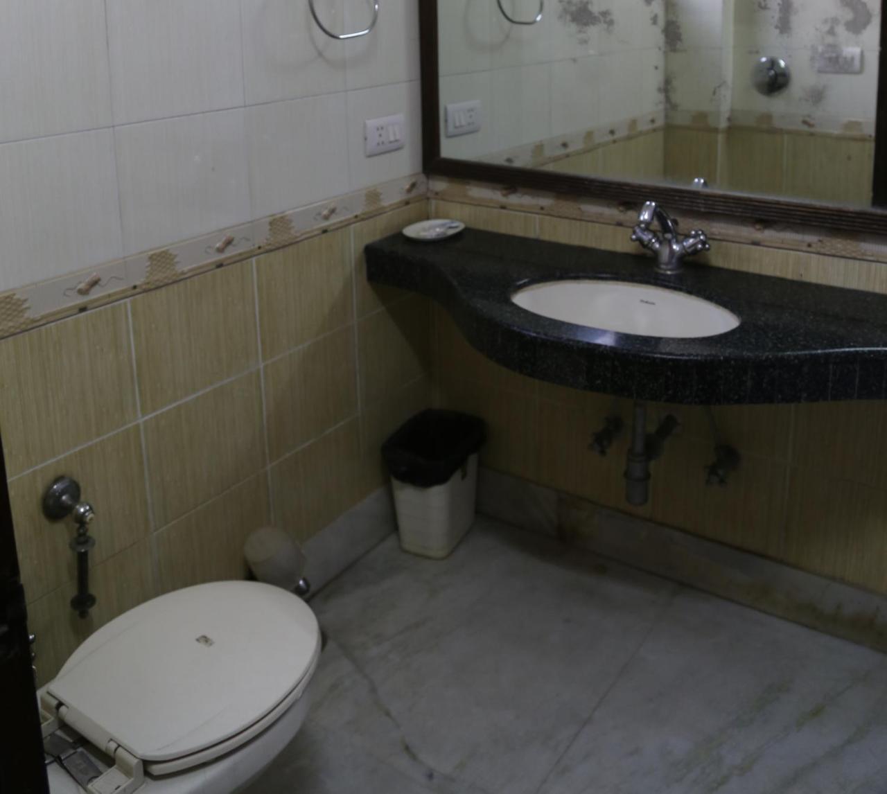 Hotel Blue Bell - Karol Bagh New Delhi Екстер'єр фото